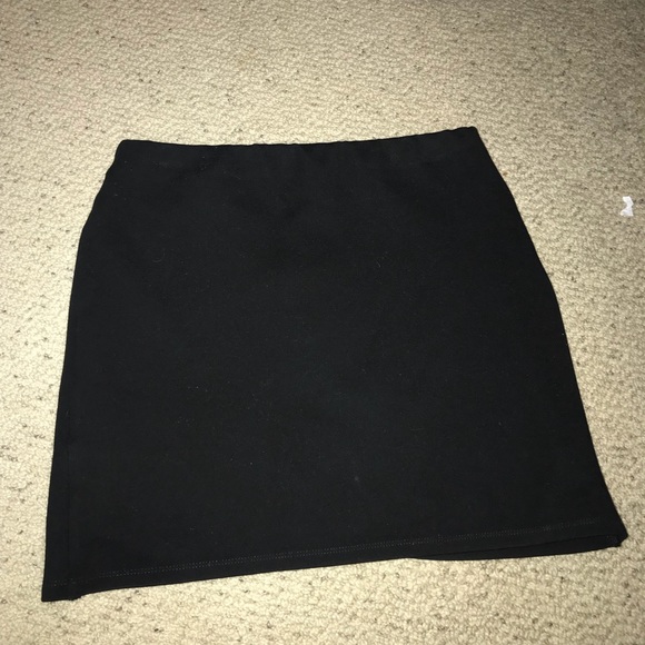 Black bodycon Skirt - Picture 3 of 4